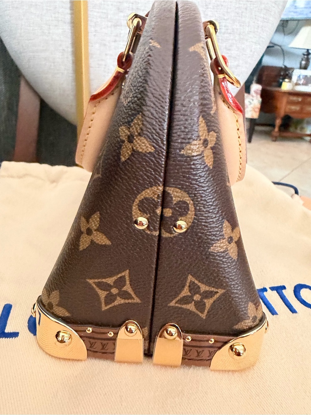 Louis Vuitton Monogram Alma BB trunk 20 BNIB 2024-25 collection limited edition - Picture 13 of 17